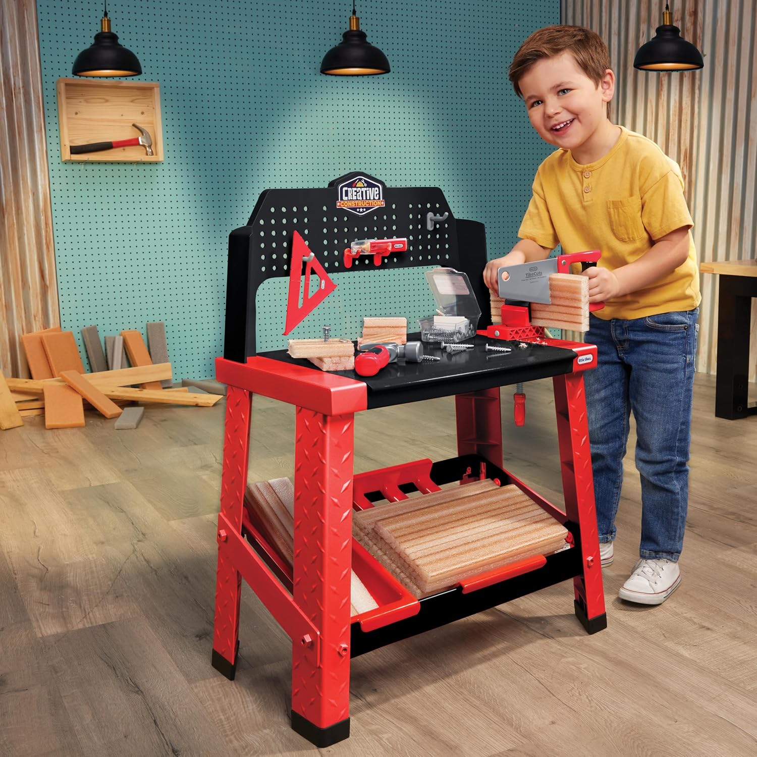 Detalle de Little Tikes 643910 Creative Construction Workbench – warsztat z piankowymi deskami