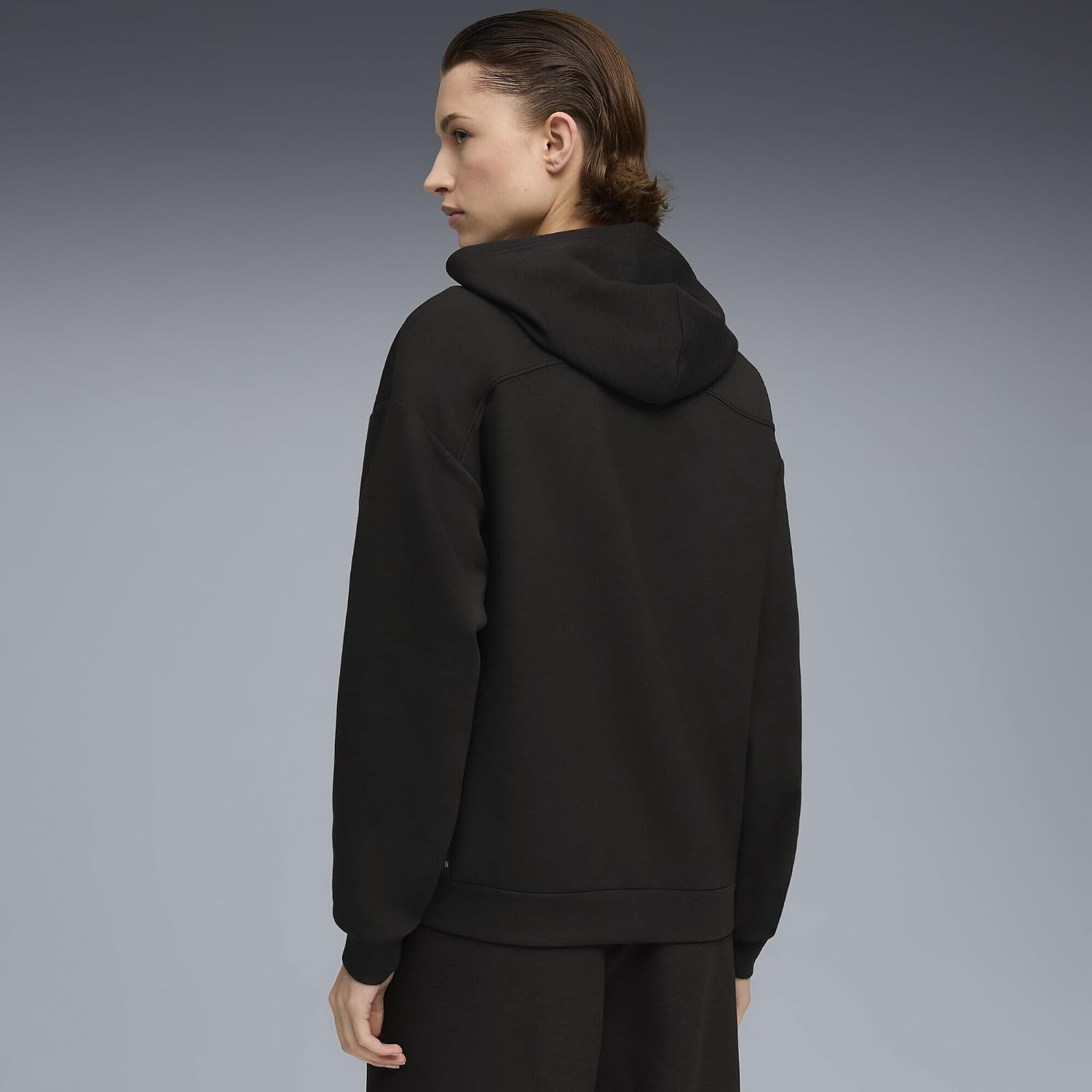 Detalle de PUMA W Cloudspun Hoodie con cappuccio da donna: felpa comoda e pratica