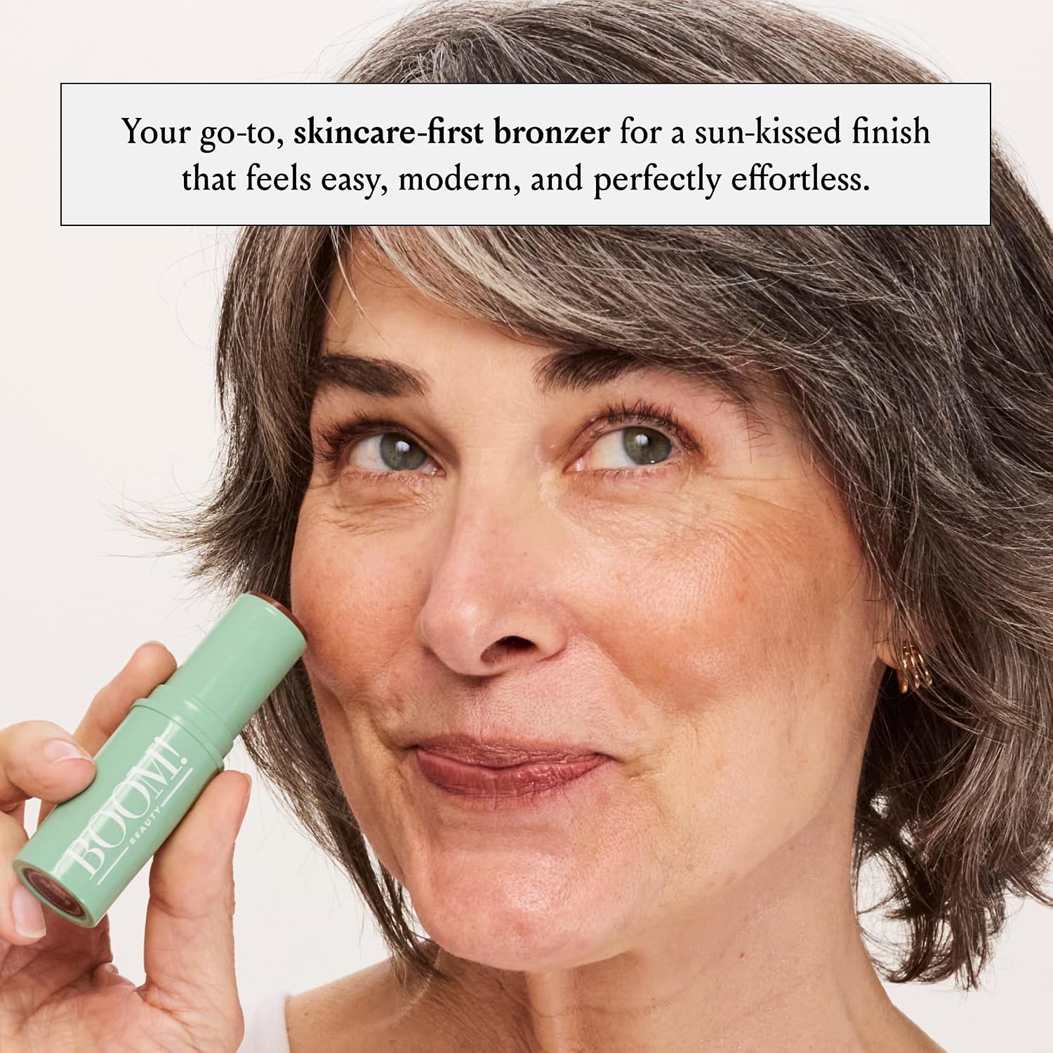 Detalle de Boomstick Bronze™ 3-in-1 Cream Blush Stick by Cindy Joseph – All-in-One Bronze Glow for Eyes, Lips & Cheek
