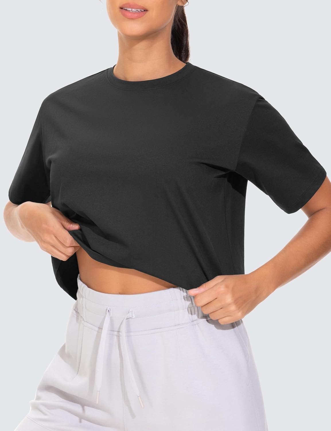 Detalle 2 de THE GYM PEOPLE Women's Loose-Fit Crop Top, Quick-Dry Polyester