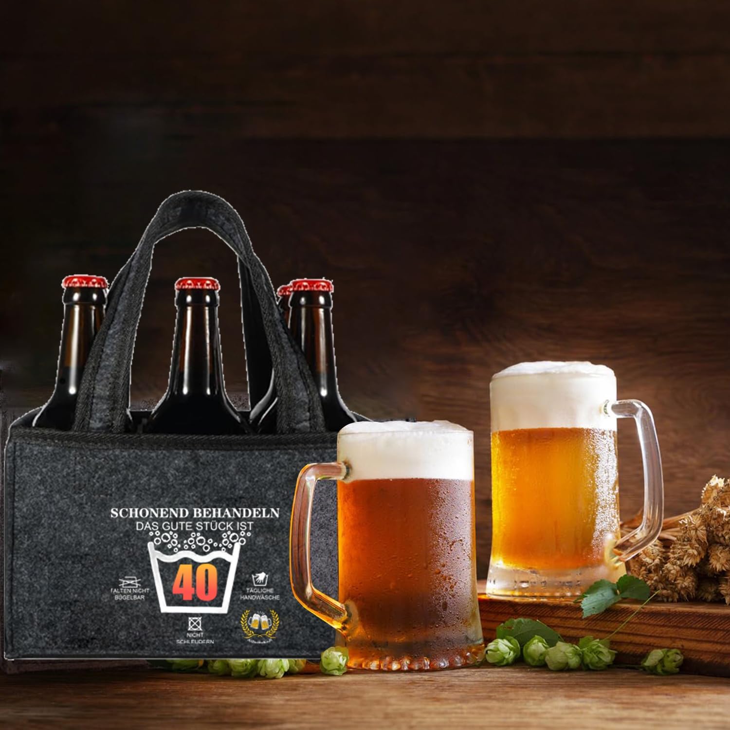 Detalle 2 de AiDeHuaKeJi Männerhandtasche Bier Geschenk zum 40. Geburtstag – Filz-Träger für 6 Flaschen inkl. Öffner & Grußkarte