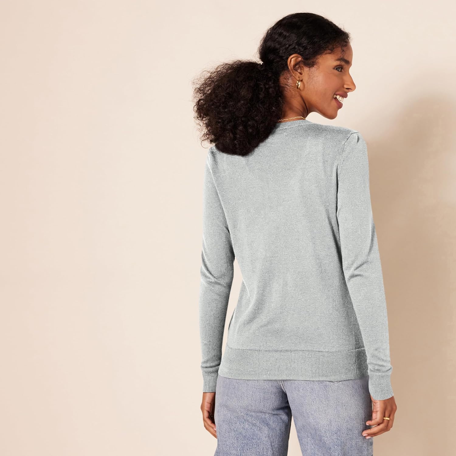 Thumbnail 1 de Amazon Essentials Women’s Lightweight Crewneck Cardigan Jumper (Plus Size)