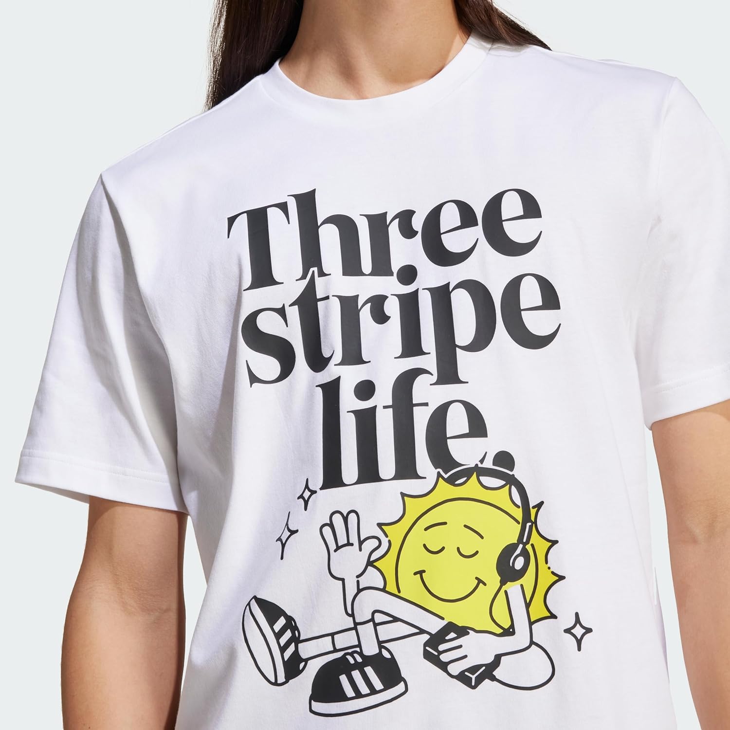 Detalle 2 de adidas Positivity Graphic tee camiseta blanca
