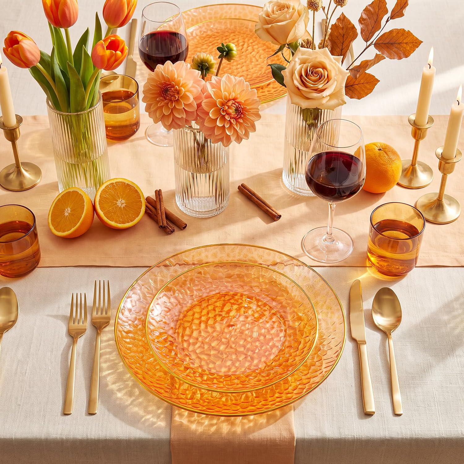 Detalle 2 de Rubtlamp Plastic Plates, 60-Piece Set