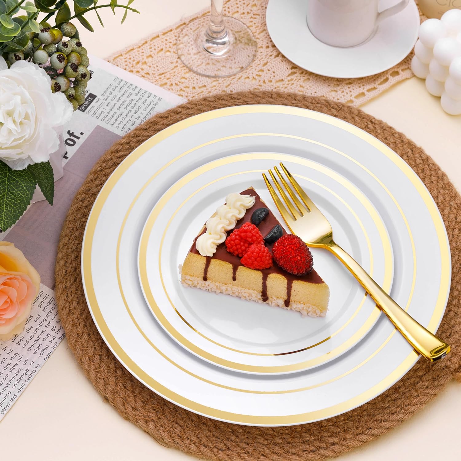 Thumbnail 3 de BESTSTAR 100PCS White Plastic Plates with Gold Rim, 10.25-Inch Heavy-Duty Disposable Party Dinner Plates