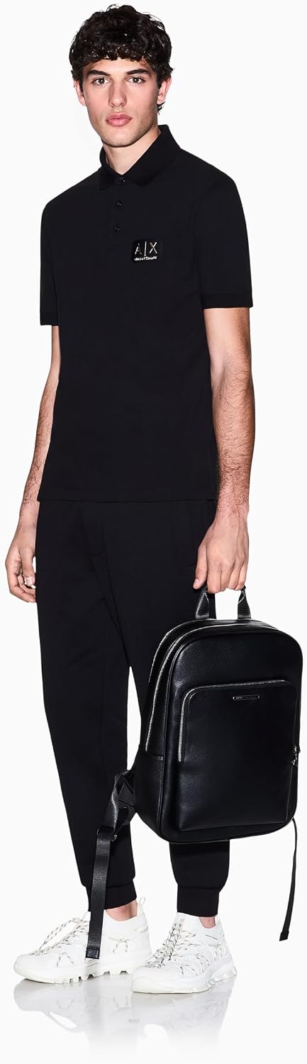 Detalle de Armani Exchange Black and Gold Capsule Polo Homme - Patch Logo