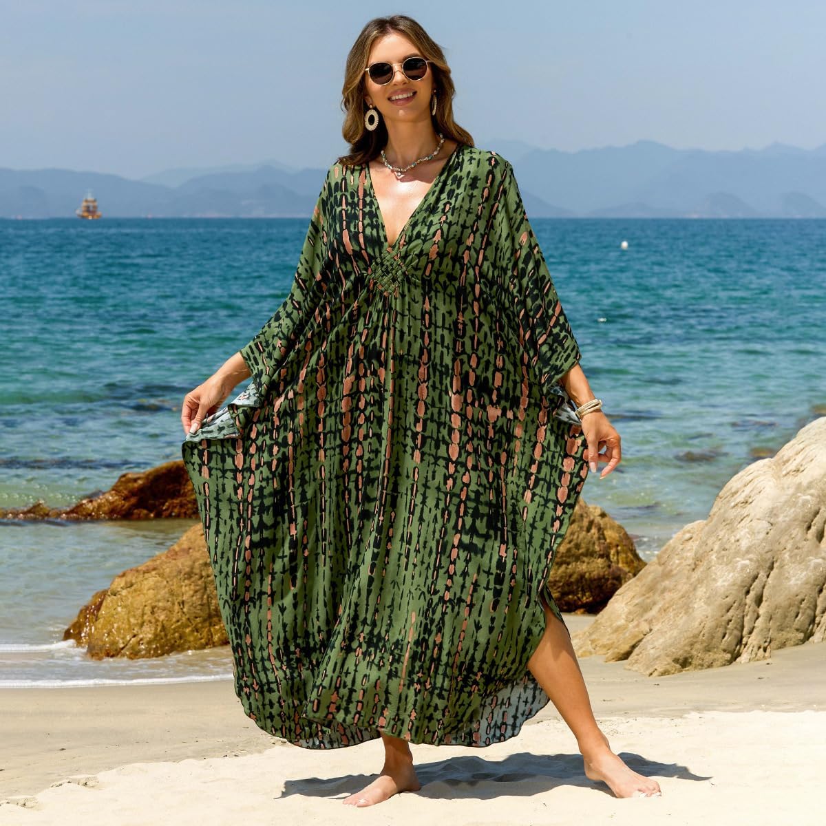 Detalle de Kaftan Beach Dress 57 in bust coverage