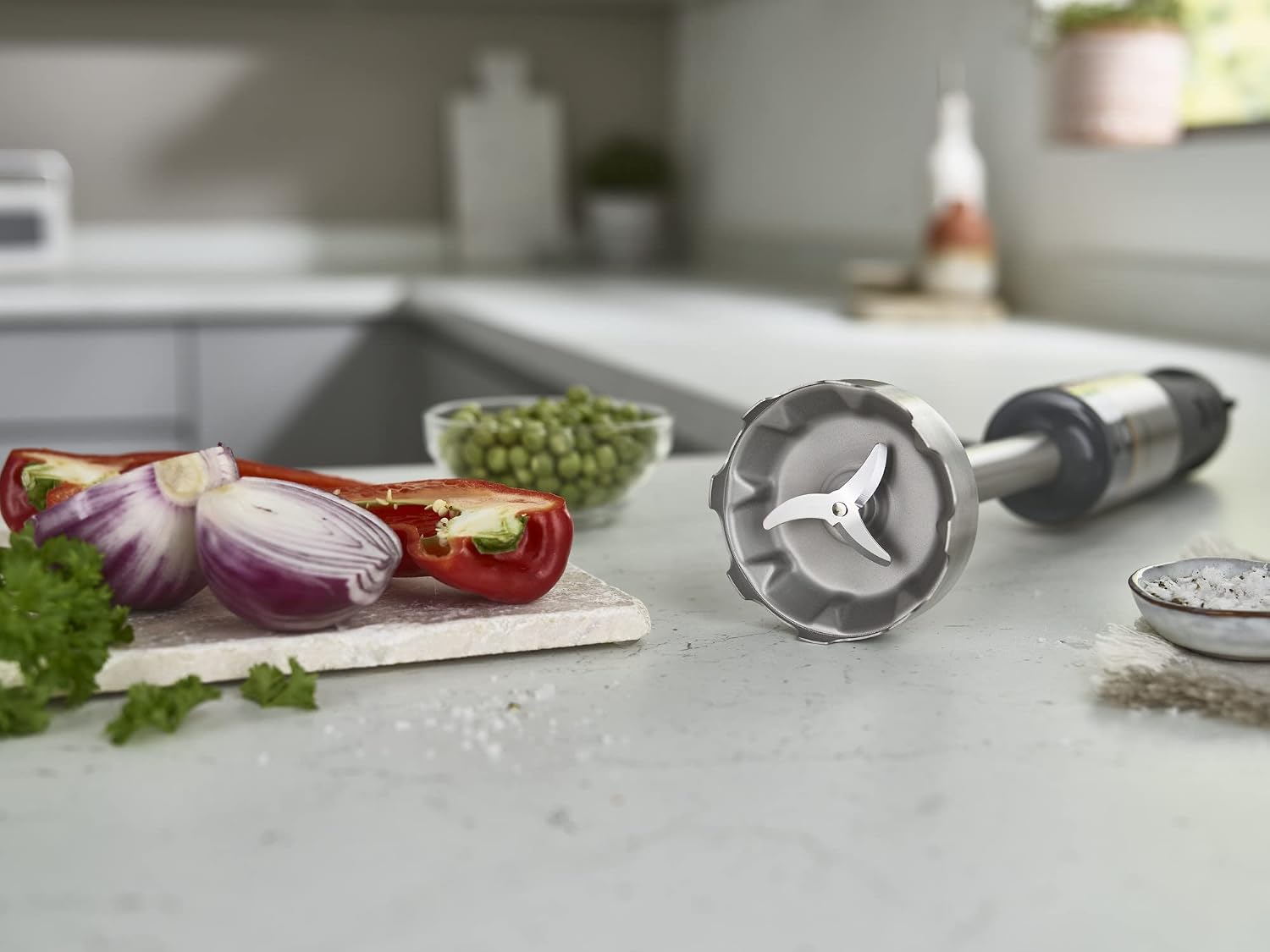 Detalle de Kenwood Triblade XL+ Frullatore ad Immersione: potenza, praticità e versatilità in un unico strumento