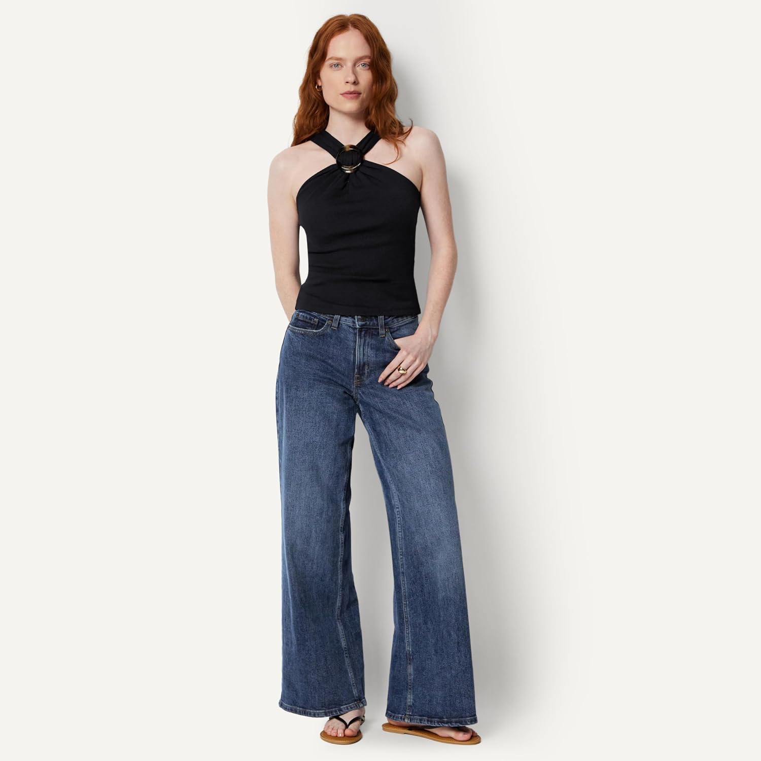Detalle de Amazon Essentials Damen Geripptes Halter-Neckholder-Top mit Kunstharzverzierung