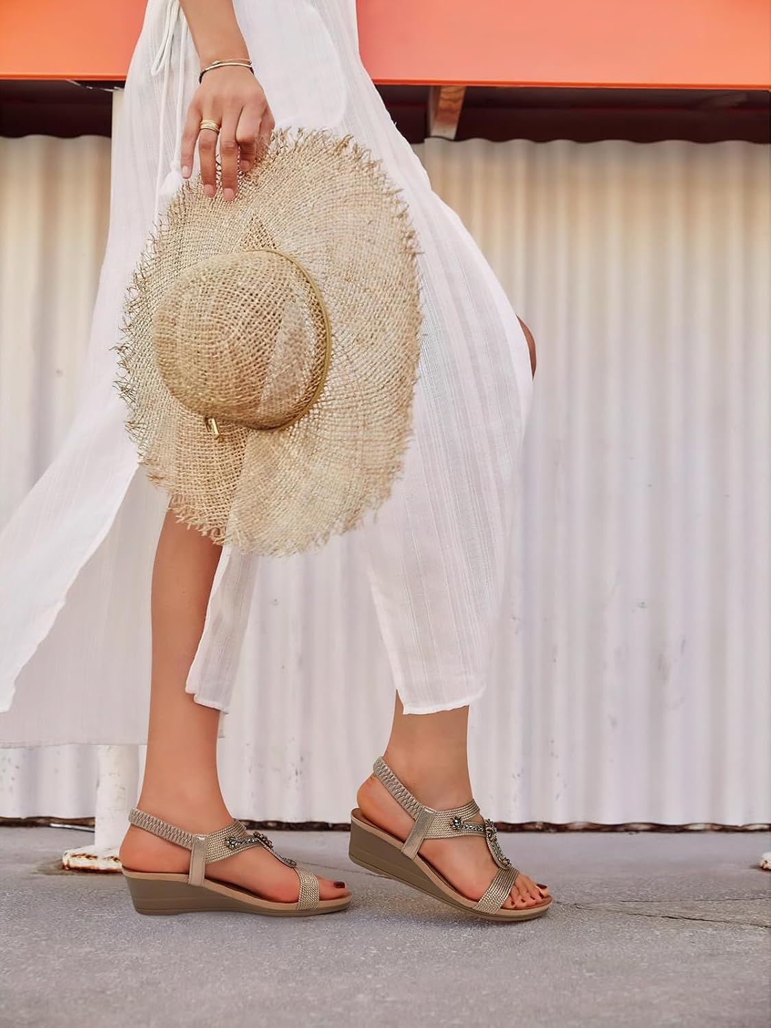 Detalle 2 de SHIBEVER Flower Wedge Sandals