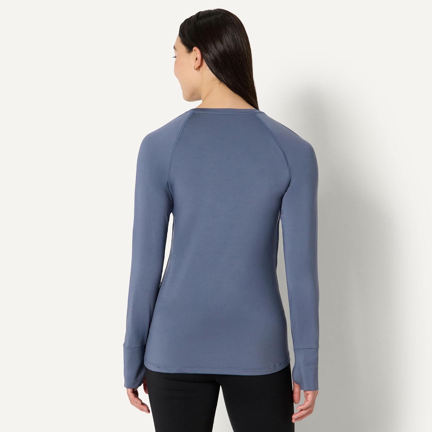 Thumbnail 2 de Amazon Essentials Damen leichtes, schnelltrocknendes Langarmshirt aus Funktionsstretch (auch in Plus Size)
