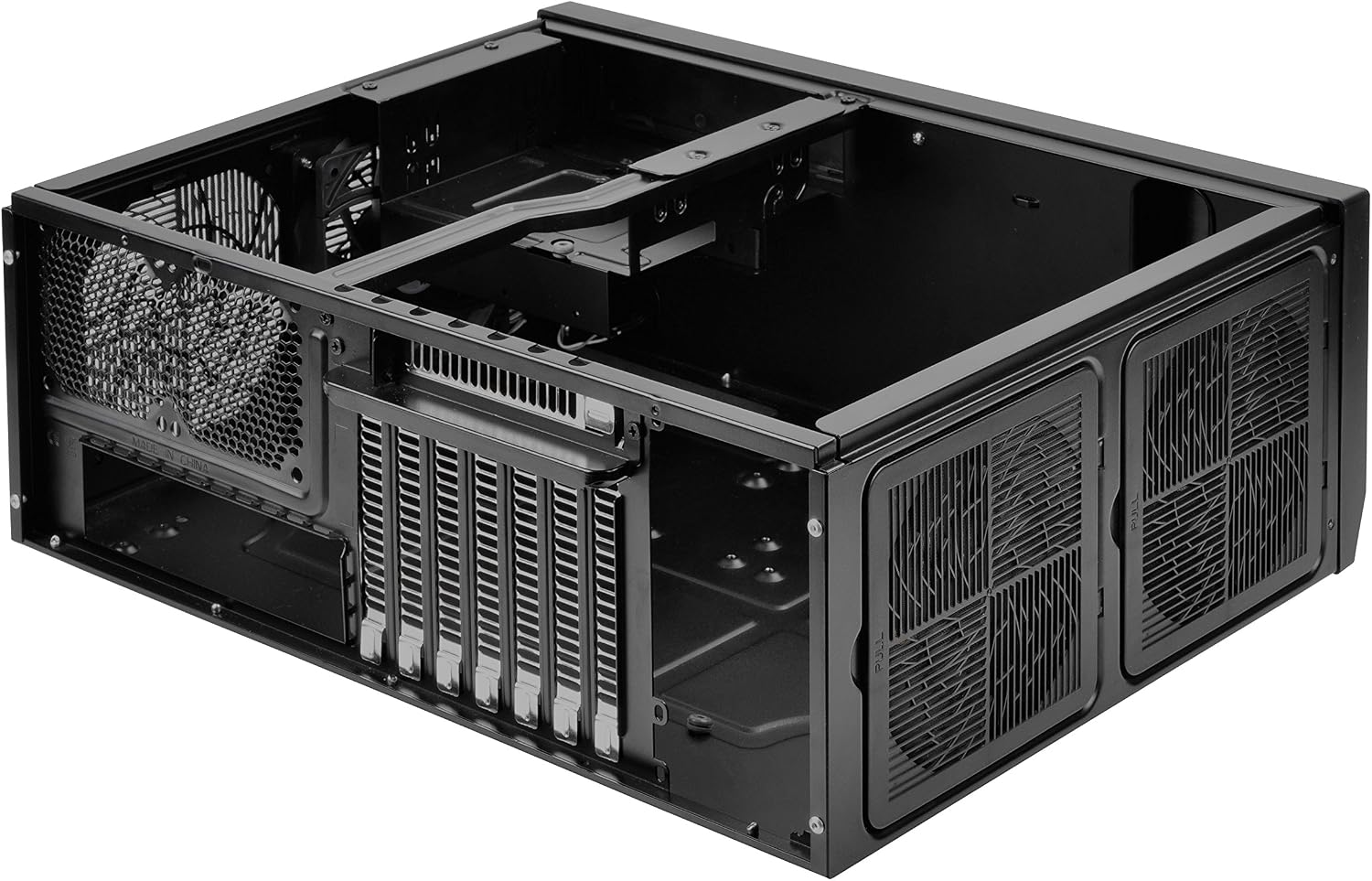 Detalle 2 de SilverStone SST-GD09B – czarna obudowa komputerowa ATX z montażem zasilacza na dole