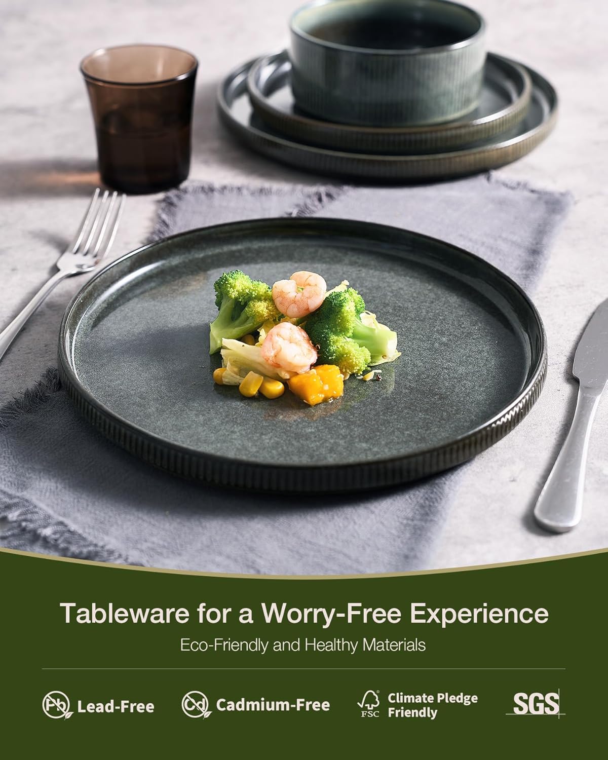 Detalle 2 de Famiware Star Dinnerware Set 12pc stoneware 🍽