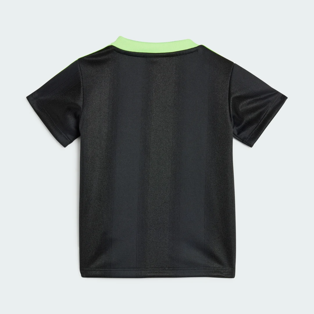 Detalle de Conjunto pantalón corto y camiseta (Bebé) de Adidas – Negro