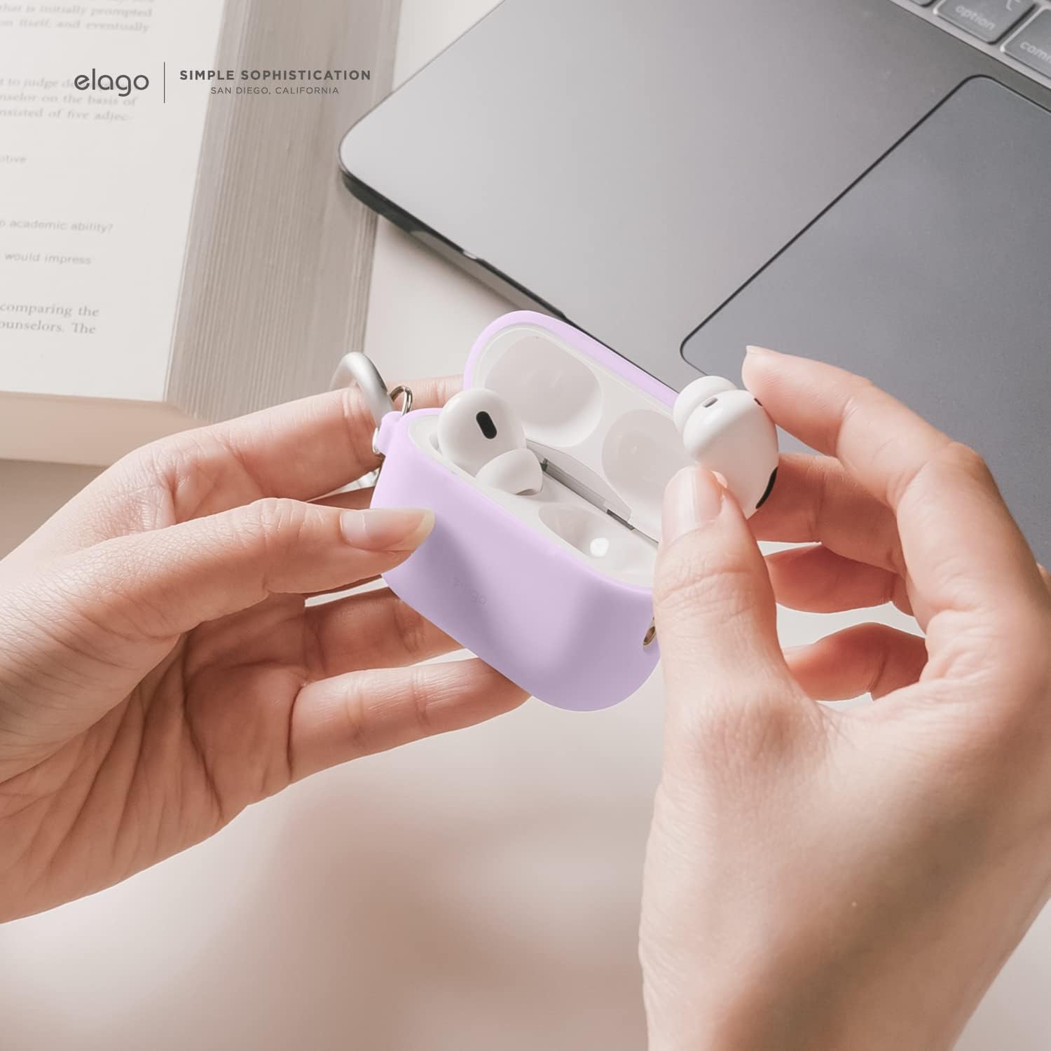 Detalle de elago Coque en silicone pour AirPods Pro 2 : étui de protection violet avec porte-clé et voyant LED