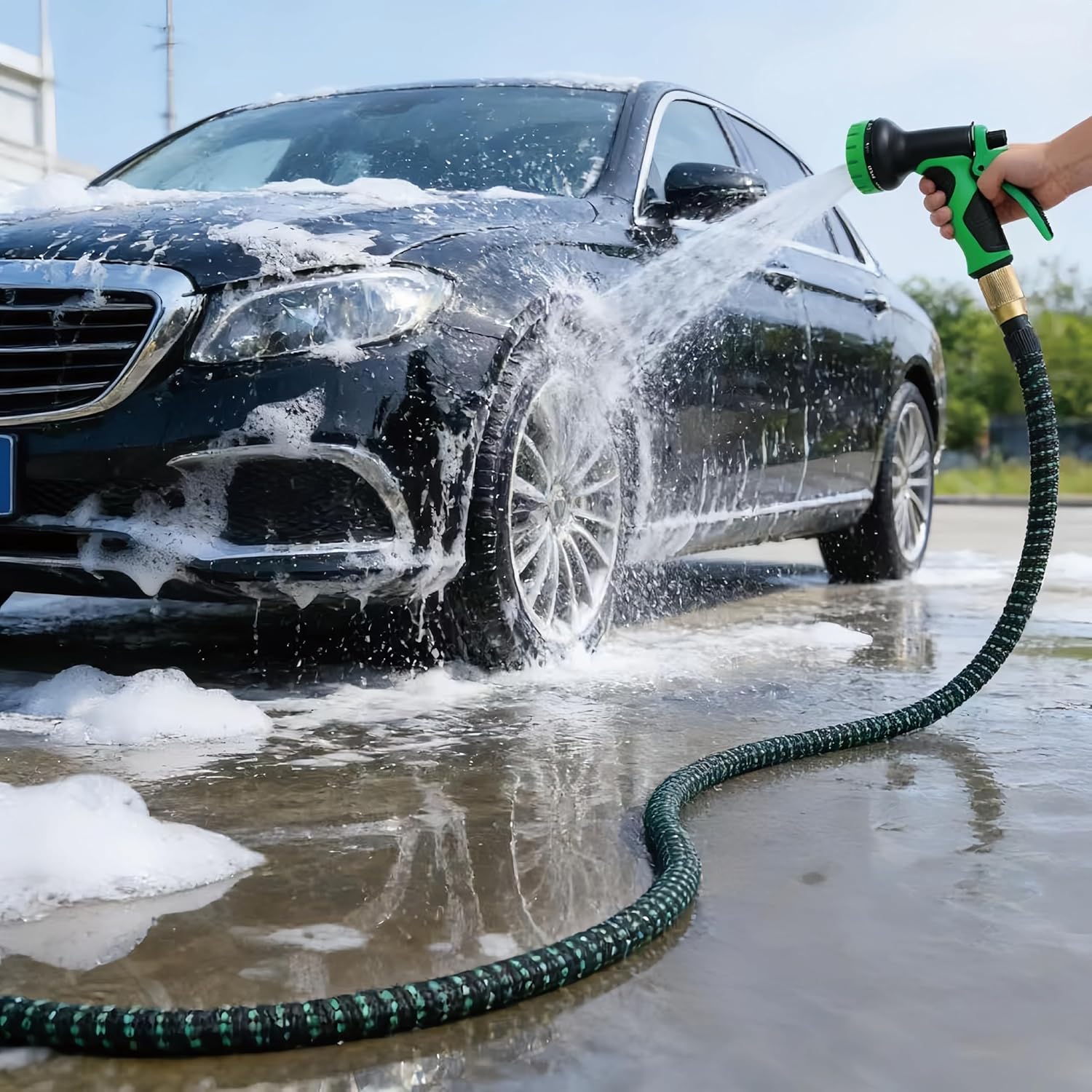 Detalle 2 de 150 ft Expandable Water Hose with 10-Function Nozzle and Brass 2-in-1 Fittings