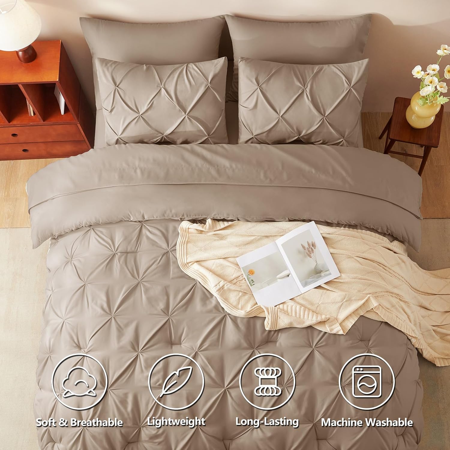 Detalle de CozyLux 7-piece Queen bedding set