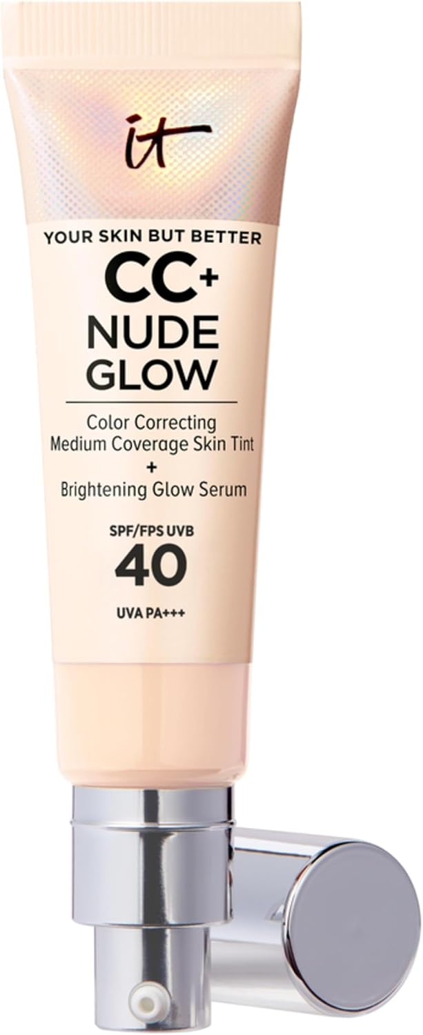 Detalle de IT Cosmetics Your Skin But Better CC+ and Nude Glow Lightweight Foundation — Medium Coverage in Fair Light