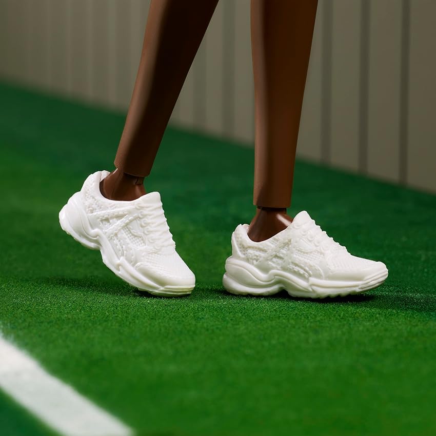 Thumbnail 4 de Barbie Inspiring Women Venus Williams muñeca con raqueta 🎎
