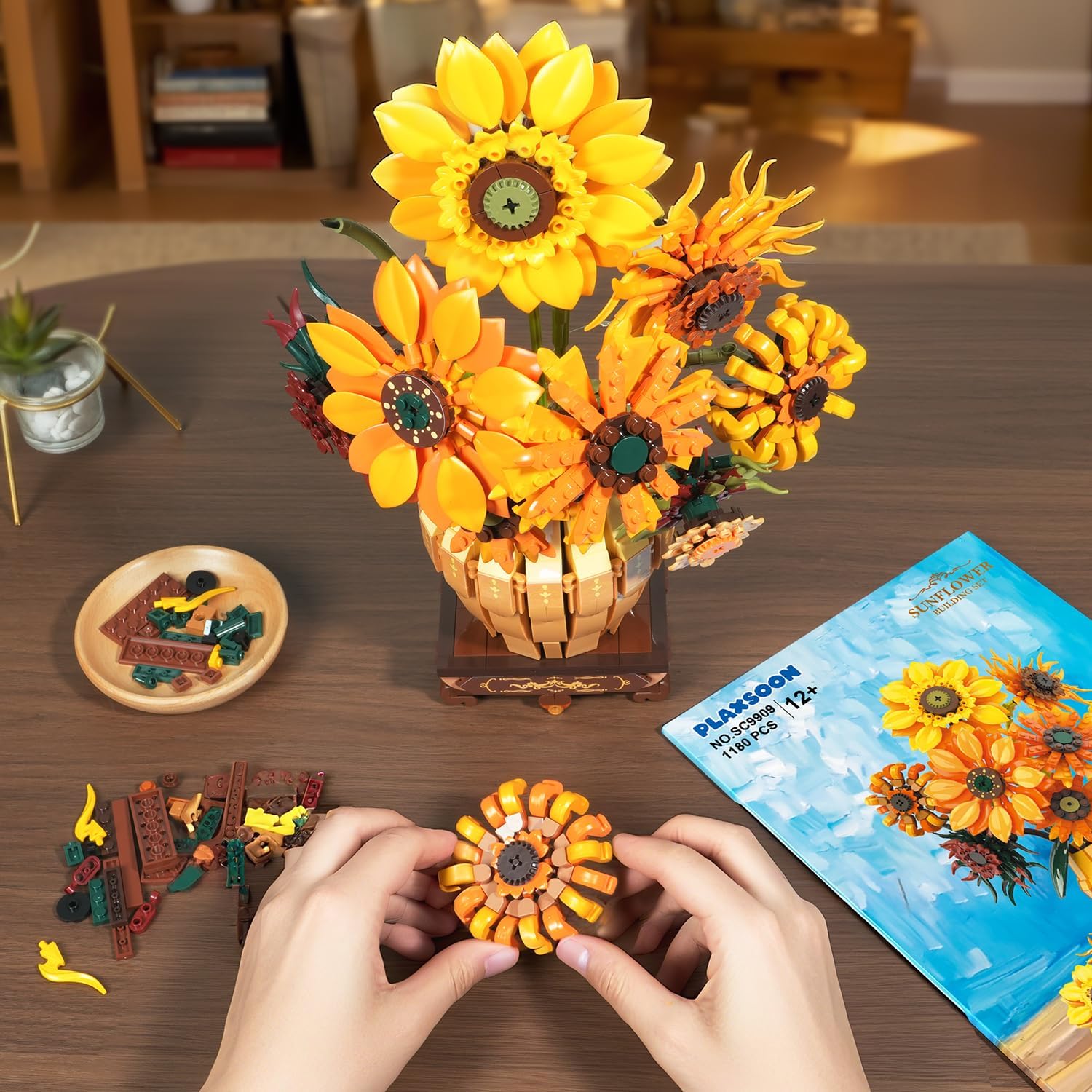 Detalle de PLAXSOON Sonnenblumen Bauspielzeugset mit Licht – 1.180-teiliger Botanical-Strauß (ab 12 Jahren)