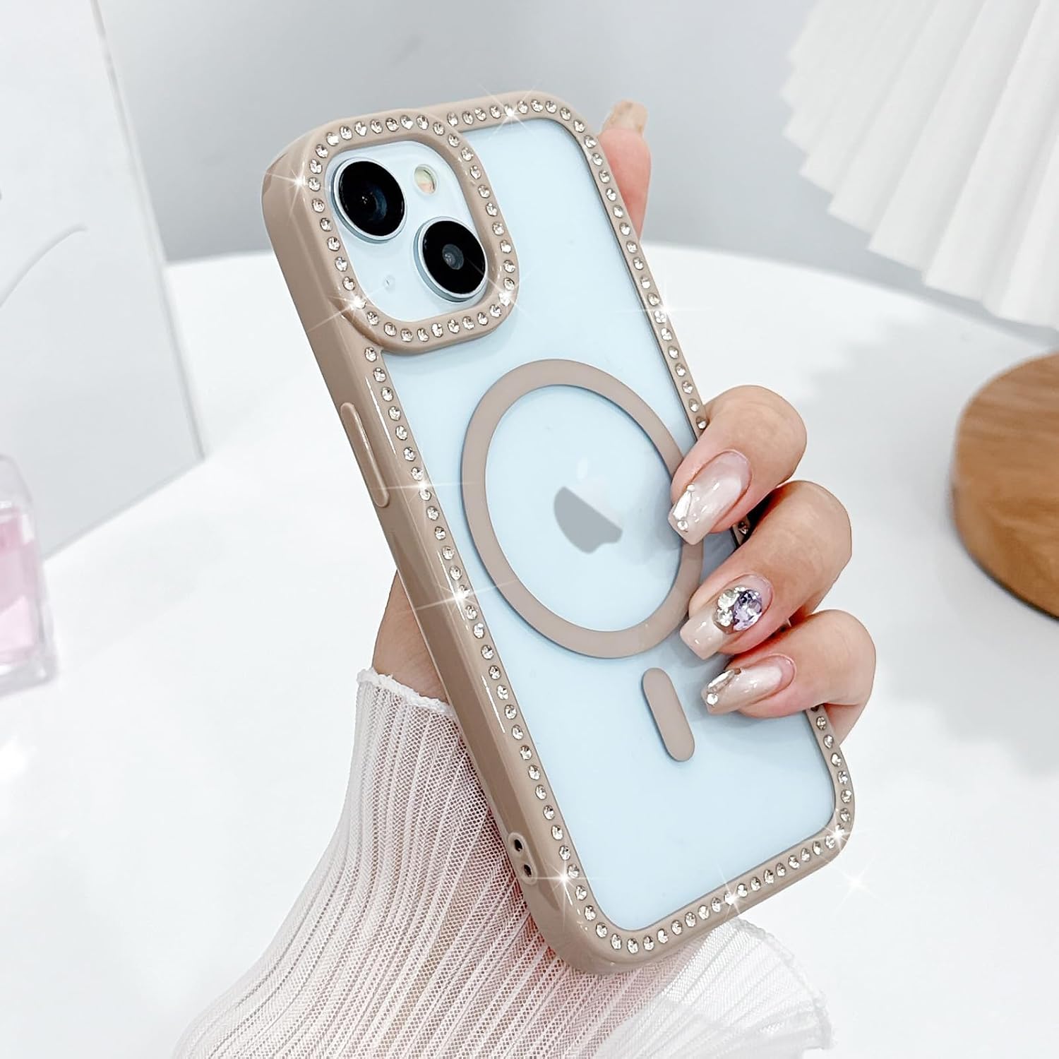 Detalle de LCHULLE Magnetic iPhone 15 Case
