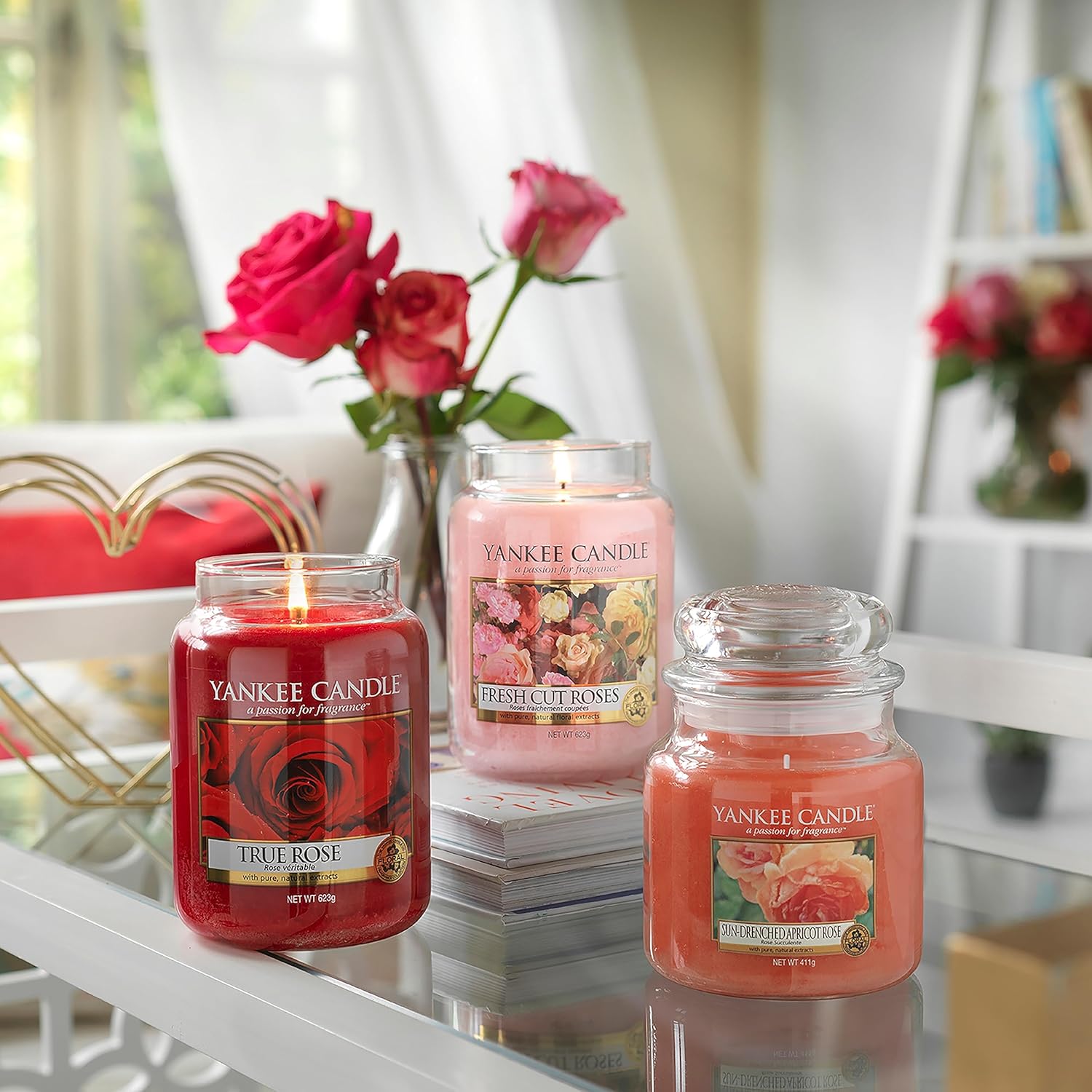 Thumbnail 6 de Yankee Candle Fresh Cut Roses Large Jar Scented Candle