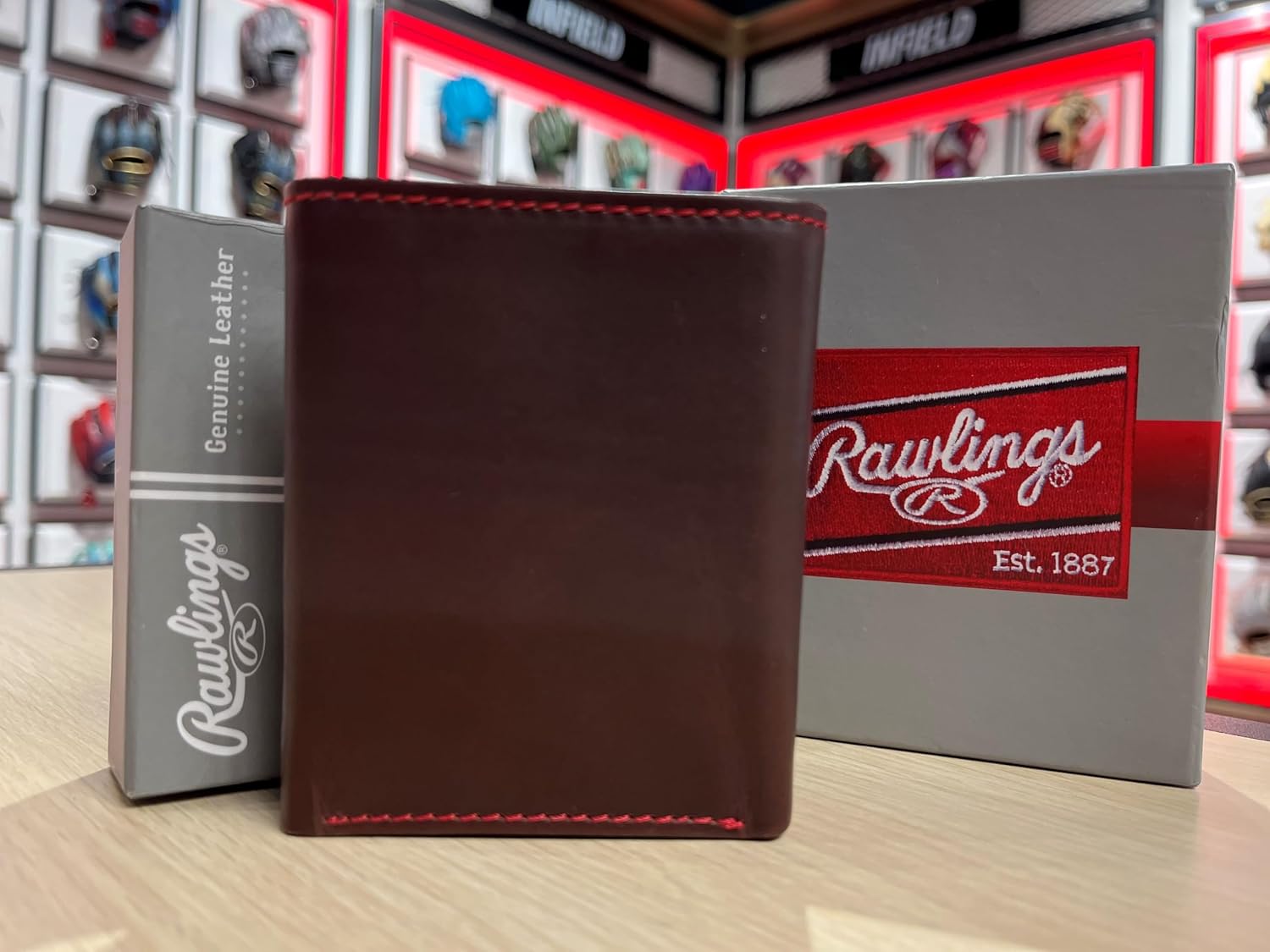 Detalle de Rawlings Men’s Trifold Wallet Collection Genuine Leather (Multiple Styles & Colors)