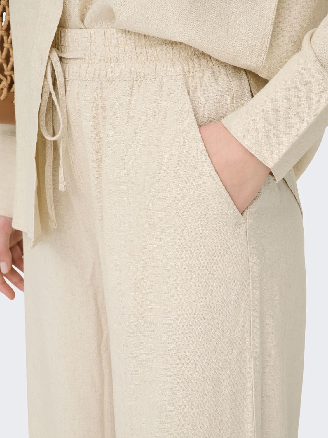 Thumbnail 6 de JDY Femme Pantalon Taille Haute Coupe Large avec Cordons et Poches Latérales – Look épuré et confort