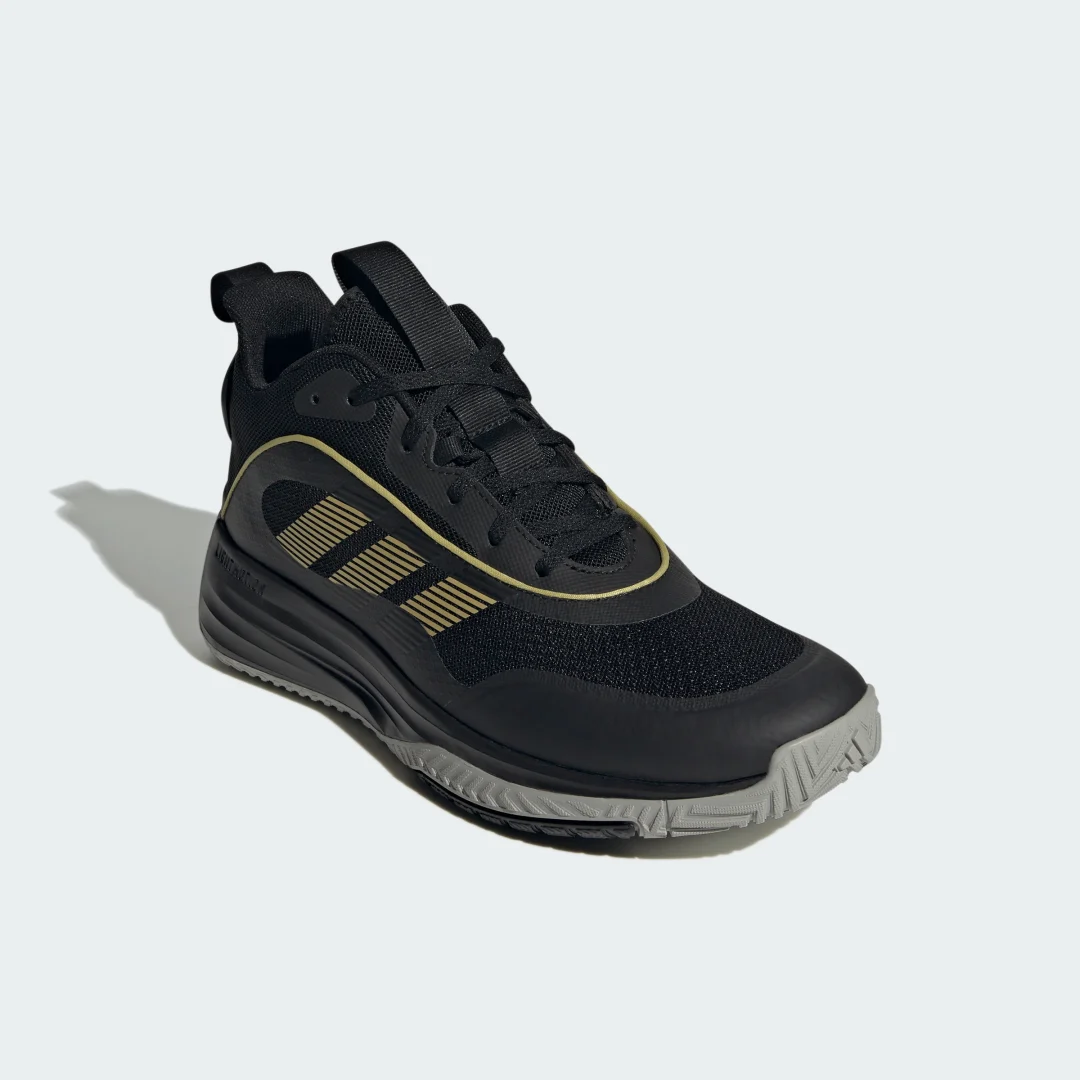 Detalle de Zapatilla Own the Game 3 de Adidas: lo que conviene saber