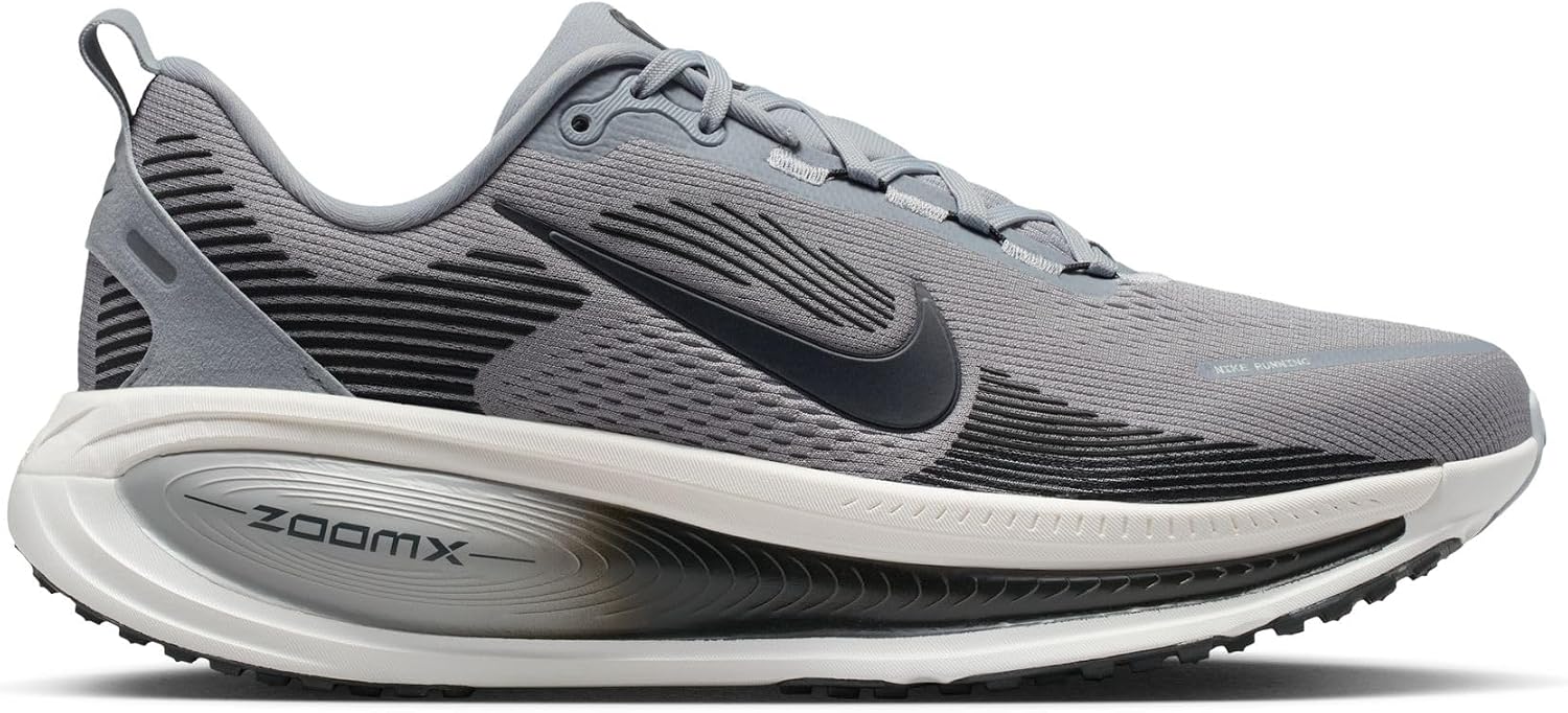 Detalle de Nike Vomero 18: Scarpe da passeggio uomo, comfort e reattività per l’uso quotidiano