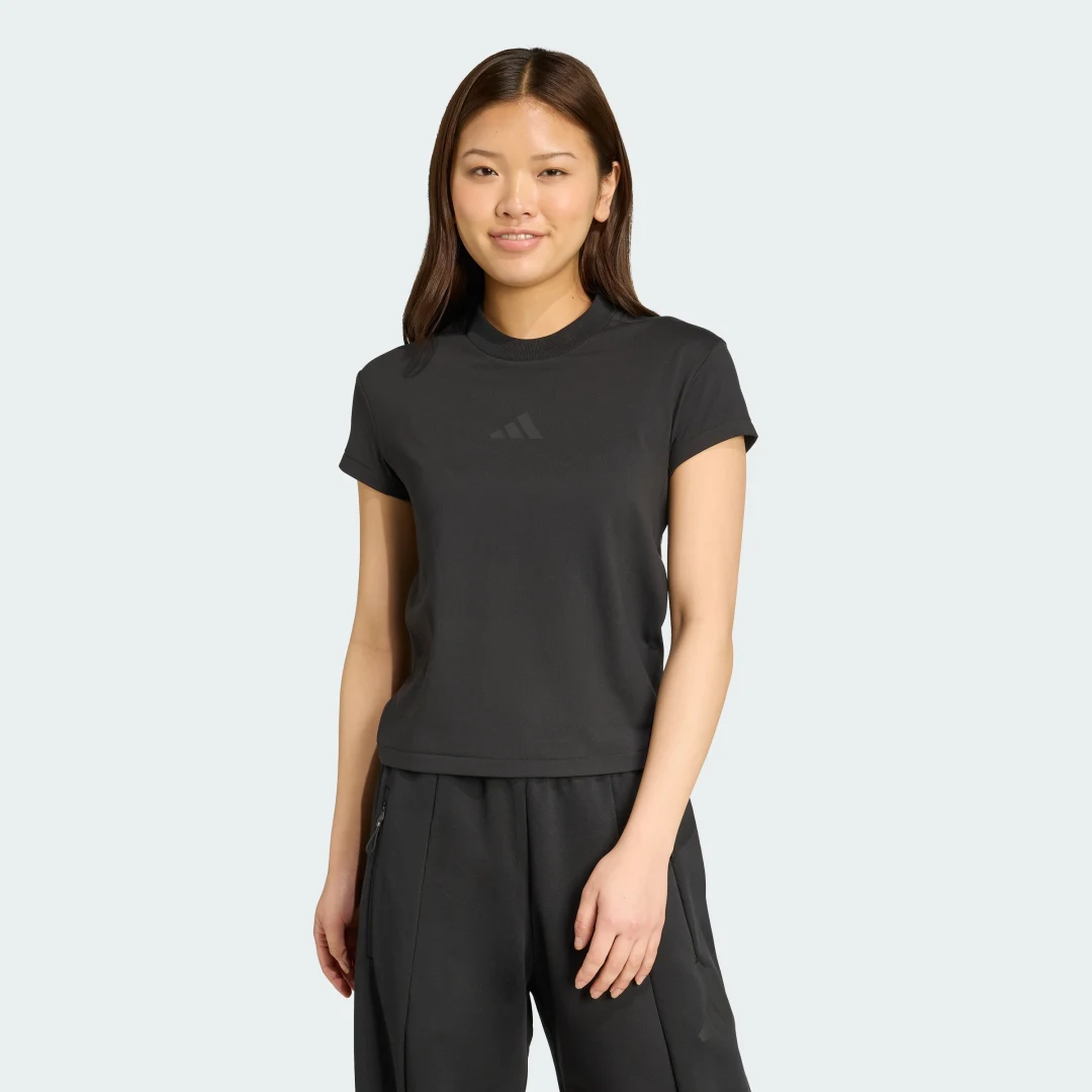 Detalle de Camiseta corta adidas Z.N.E. – Negro