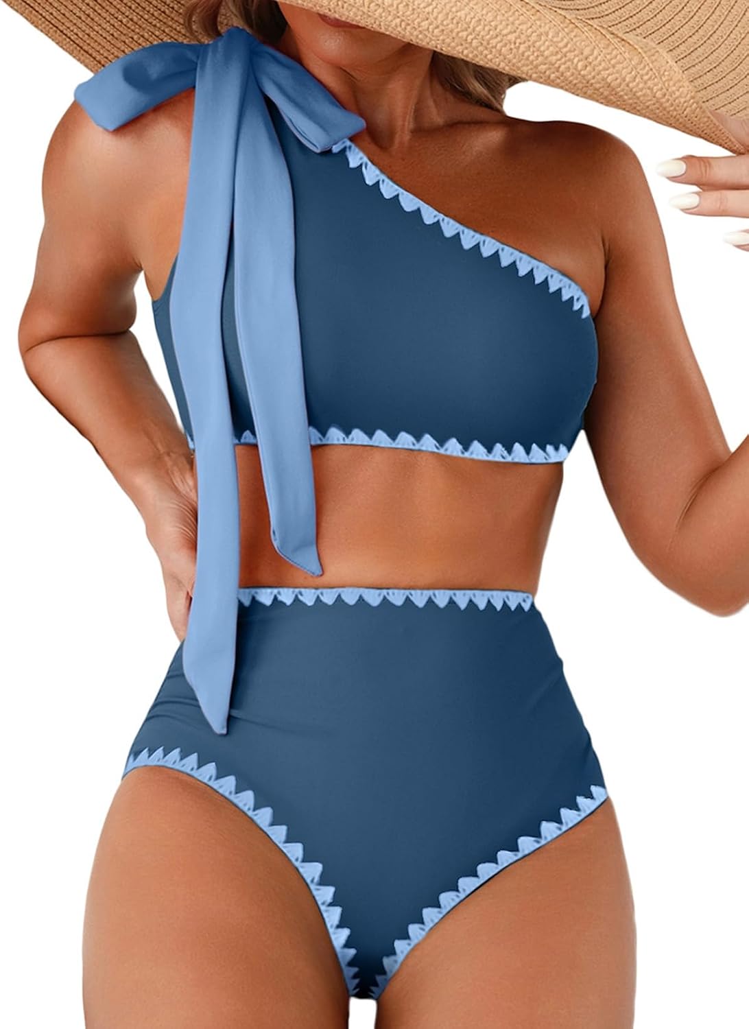 Detalle de Herseas Women’s One Bow Shoulder Ruched One-Piece-Style Bikini Set (2-Piece) — High-Waisted Swimsuit
