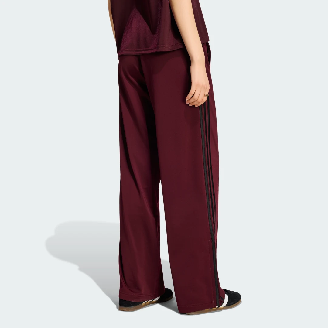 Detalle 2 de Pantalón Firebird Loose de Adidas, Burgundy