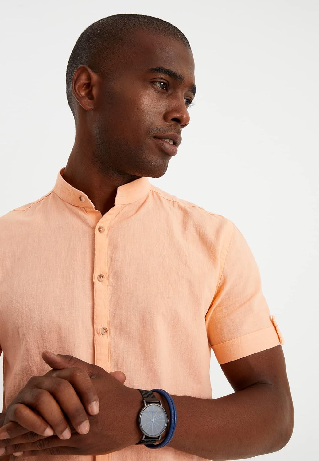 Detalle de Leif Nelson Chemise d'été en lin pour homme – Manches courtes, Henley, mélange lin et coton 30/70, coupe droite