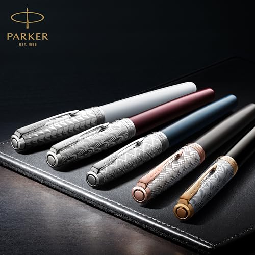 Thumbnail 8 de Parker Sonnet - Elegante pluma estilográfica negra con dorados ✒