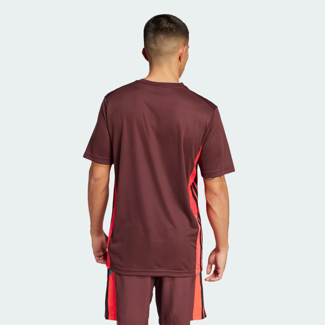 Thumbnail 1 de Train Essentials Seasonal Colorblock Camiseta de entrenamiento