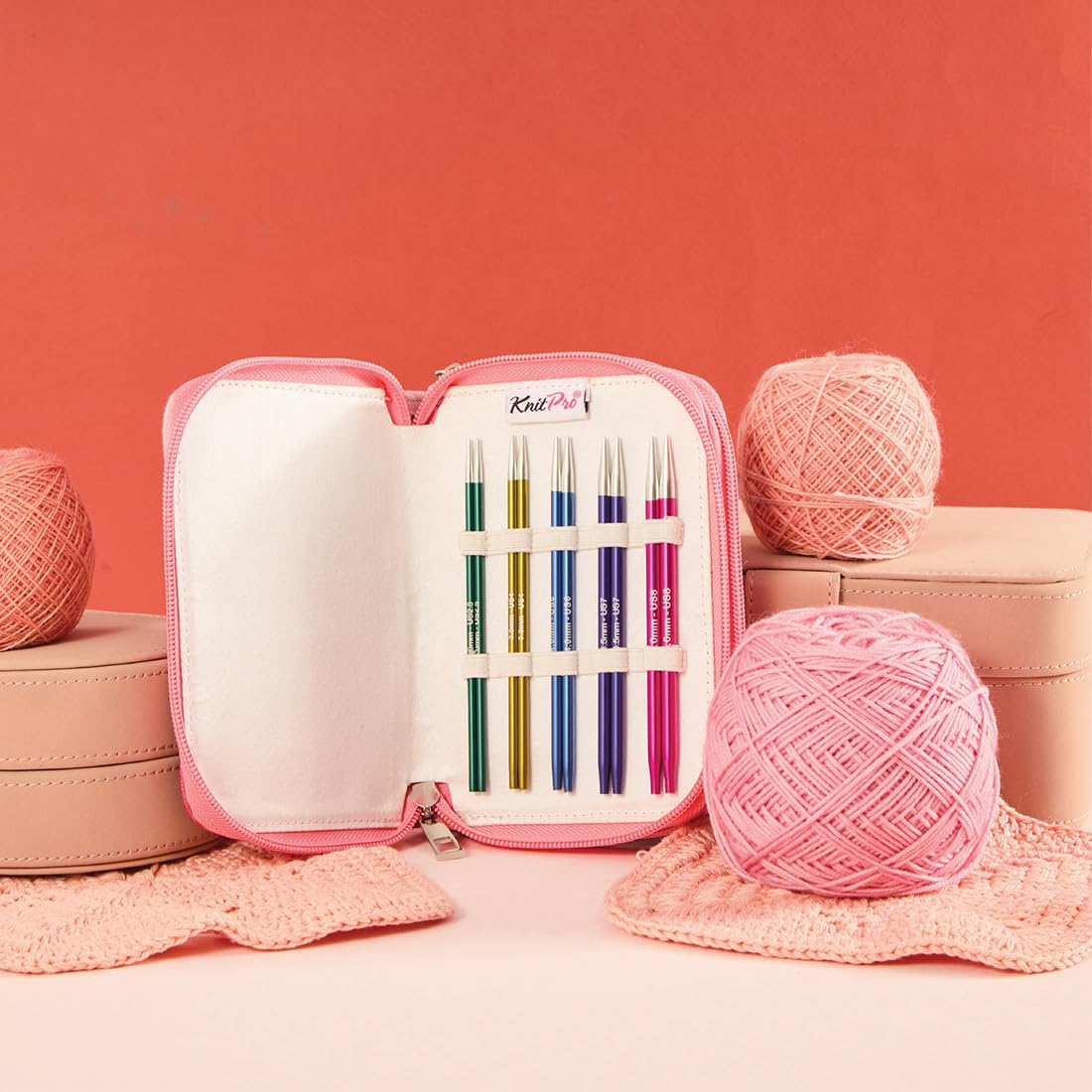Detalle de KnitPro Zing – wymienne druty aluminiowe 13 cm, 5 rozmiarów i 2 kable
