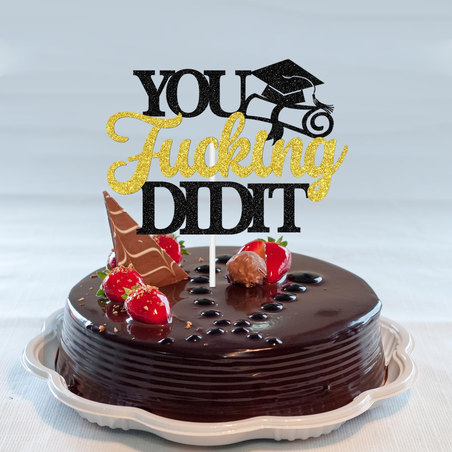 Detalle de Jenrtvis You Did It Graduation Cake Topper, Gold Glitter Class of 2026
