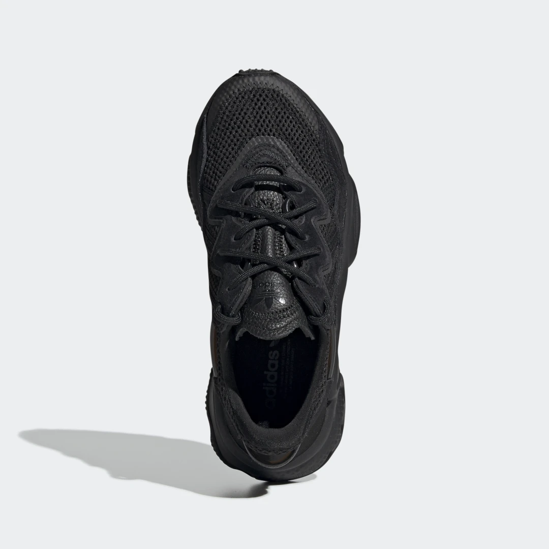 Thumbnail 1 de Zapatilla OZWEEGO de Adidas: versatilidad y estilo en Negro