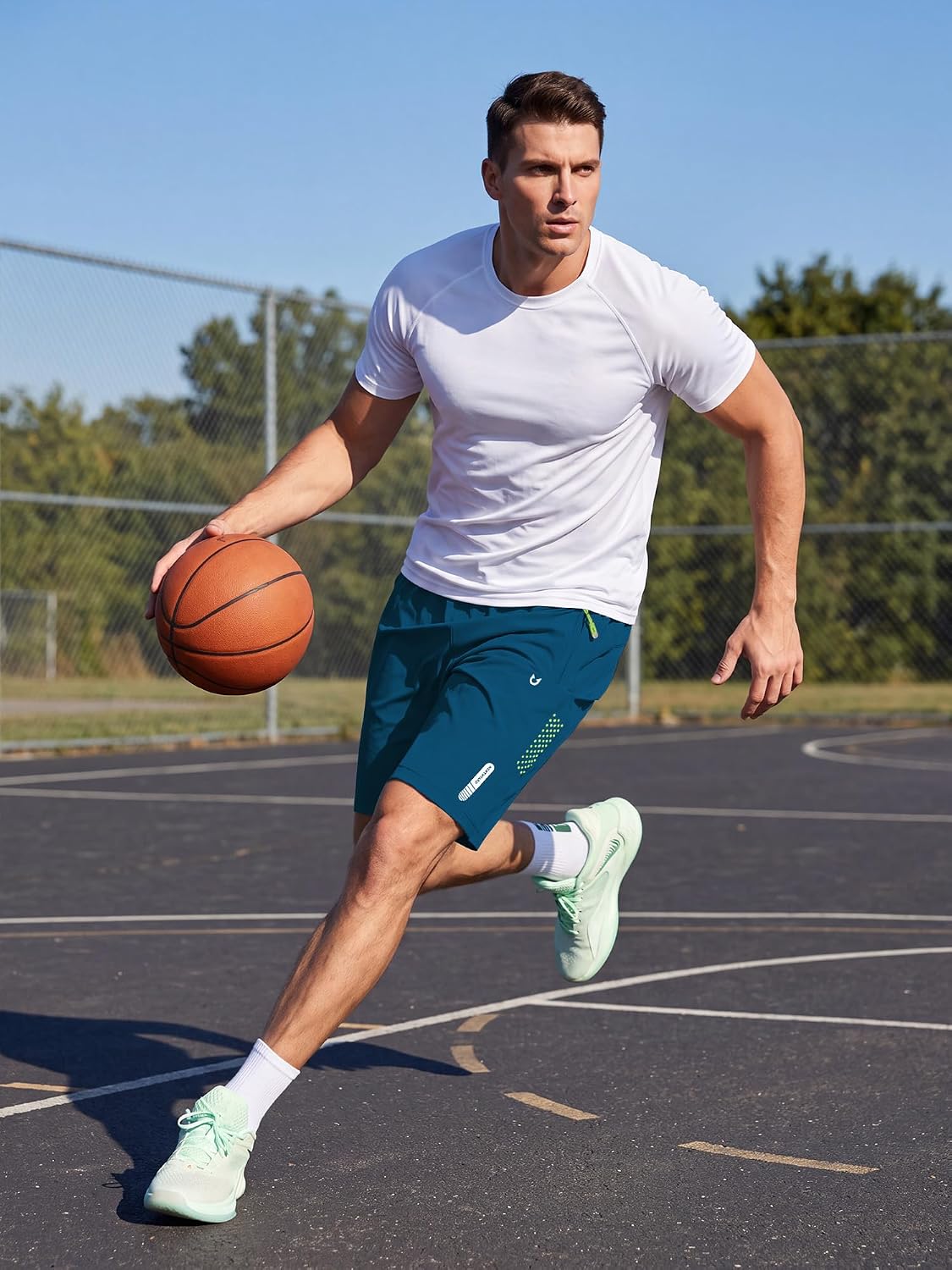 Detalle 2 de NORTHYARD Men's Athletic Running Shorts, 3 Zipper Pockets, 5"/7"/9" Inseams