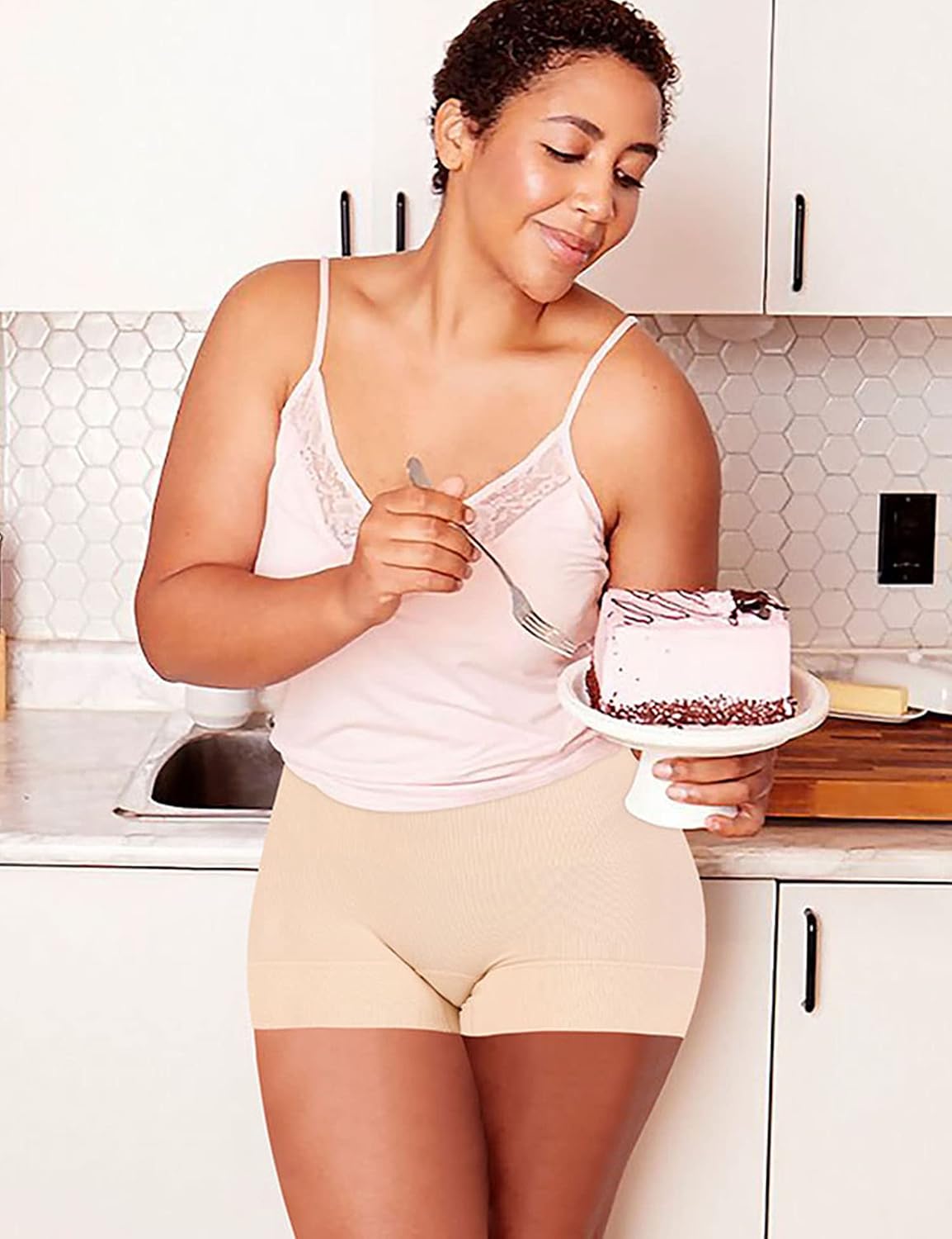 Thumbnail 2 de Womens Seamless Shaping Boyshorts Panties: Light to Medium Tummy Control in a Comfort-First Slip Short