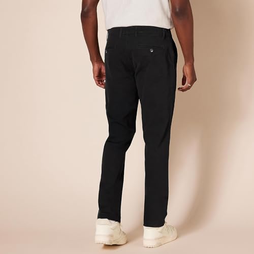 Detalle de Amazon Essentials chinos pitillo negro 28W 30L