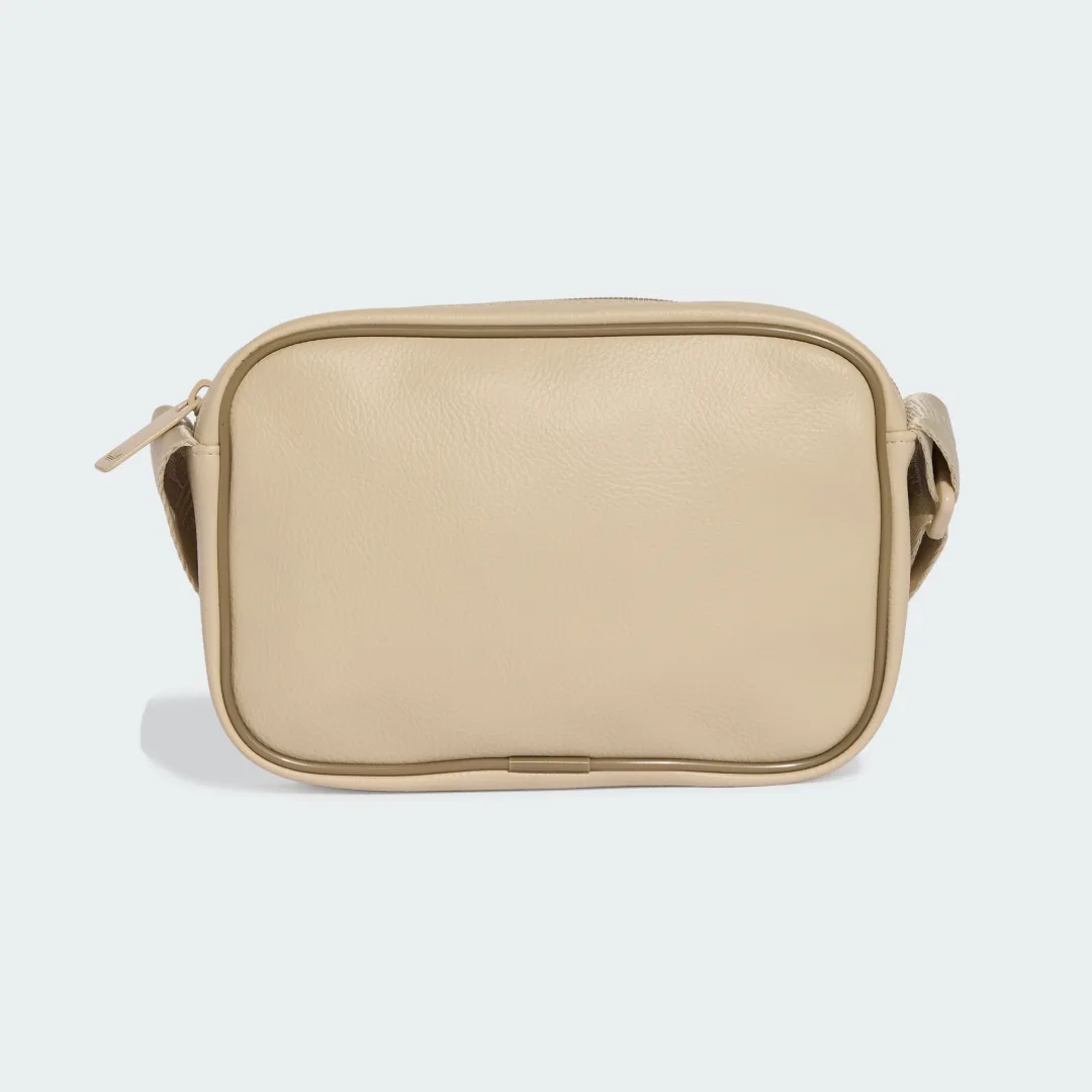 Detalle 2 de MINIBOLSO ADICOLOR CLASSIC AIRLINER de Adidas — beige, para uso diario y viaje ligero