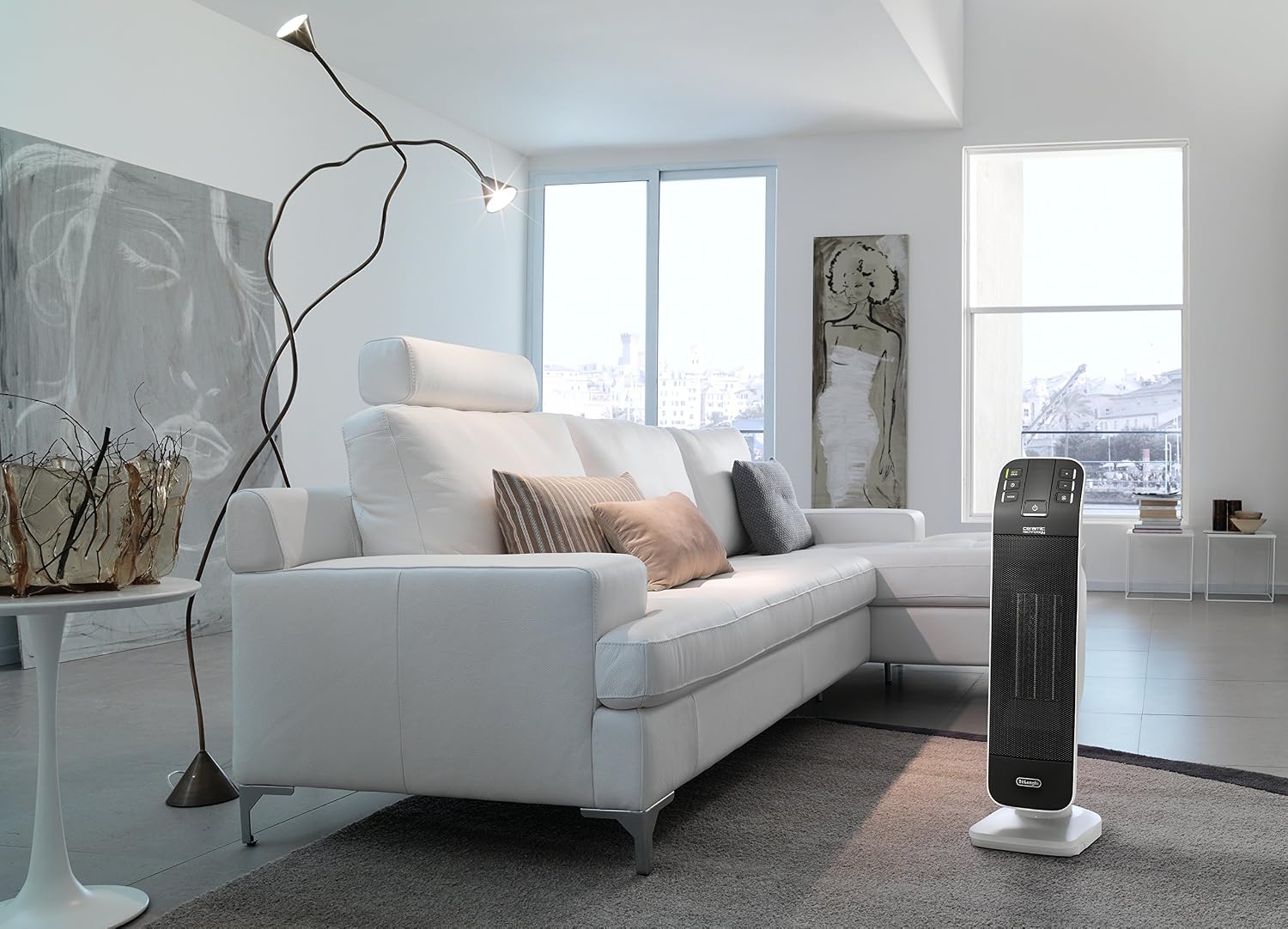 Detalle 1 de De'Longhi HFX65V15CA Tower Ceramic Fan Heater, 1500 W, Oscillation and Remote