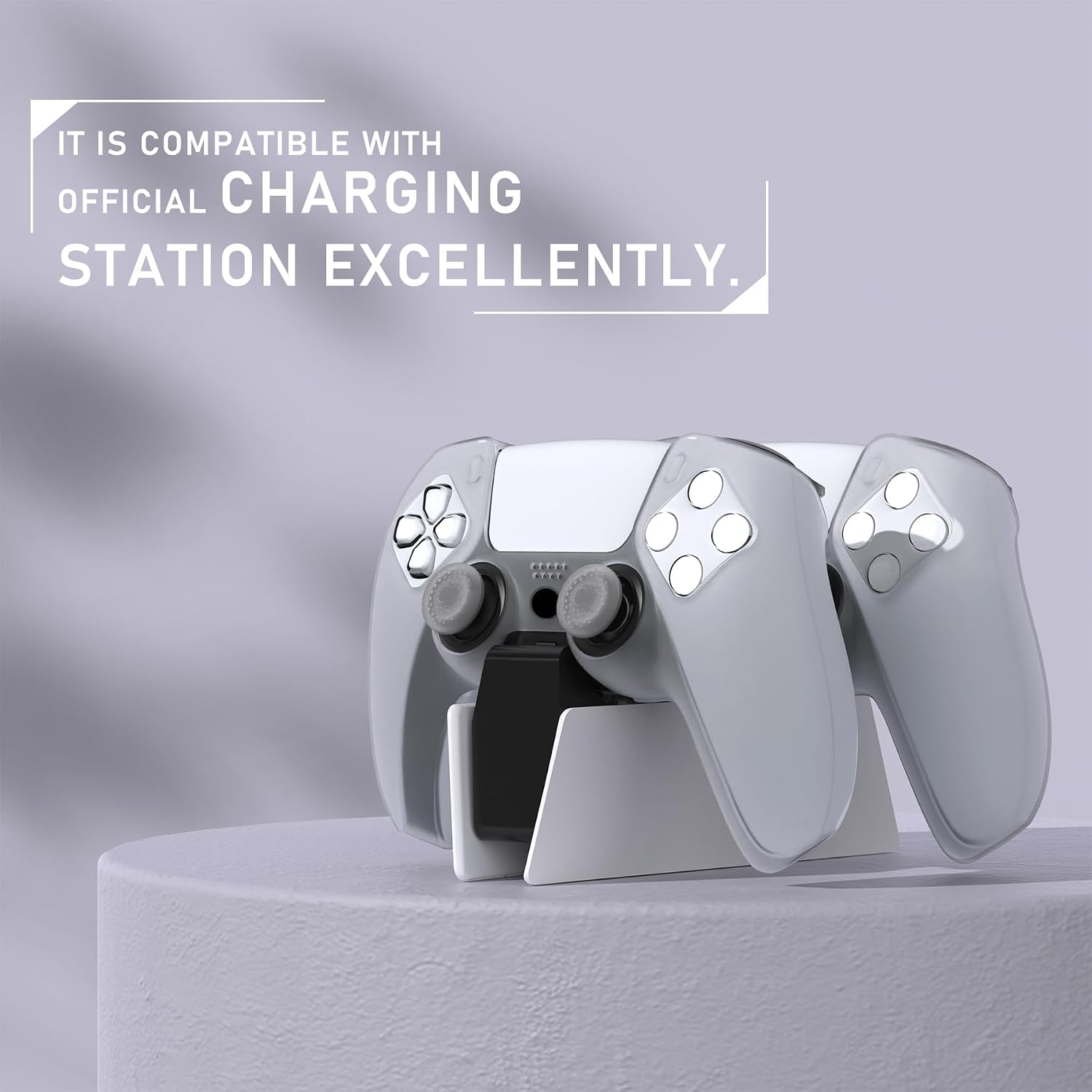 Detalle 2 de Playvital Pure Series Dockable anti-slip silicone cover skin for PS5 controller (clear white)