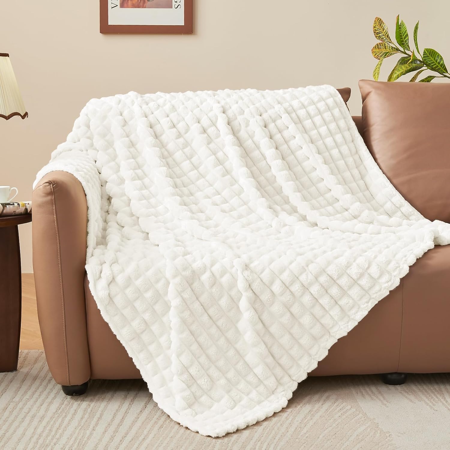 Thumbnail 6 de BEDELITE Kuscheldecke Flauschig Karo – weiche Flanell-Decke in Cremeweiß, 220x240