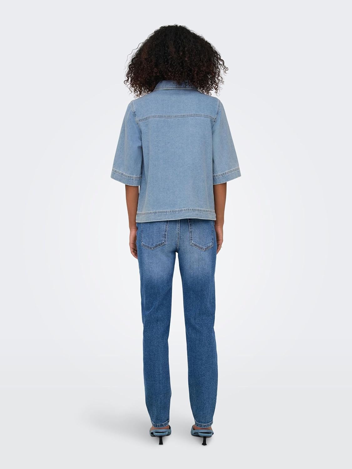 Thumbnail 4 de ONLY Denim Shirt ONLBELLE Denim Shirt - stile casual e versatilità per ogni stagione