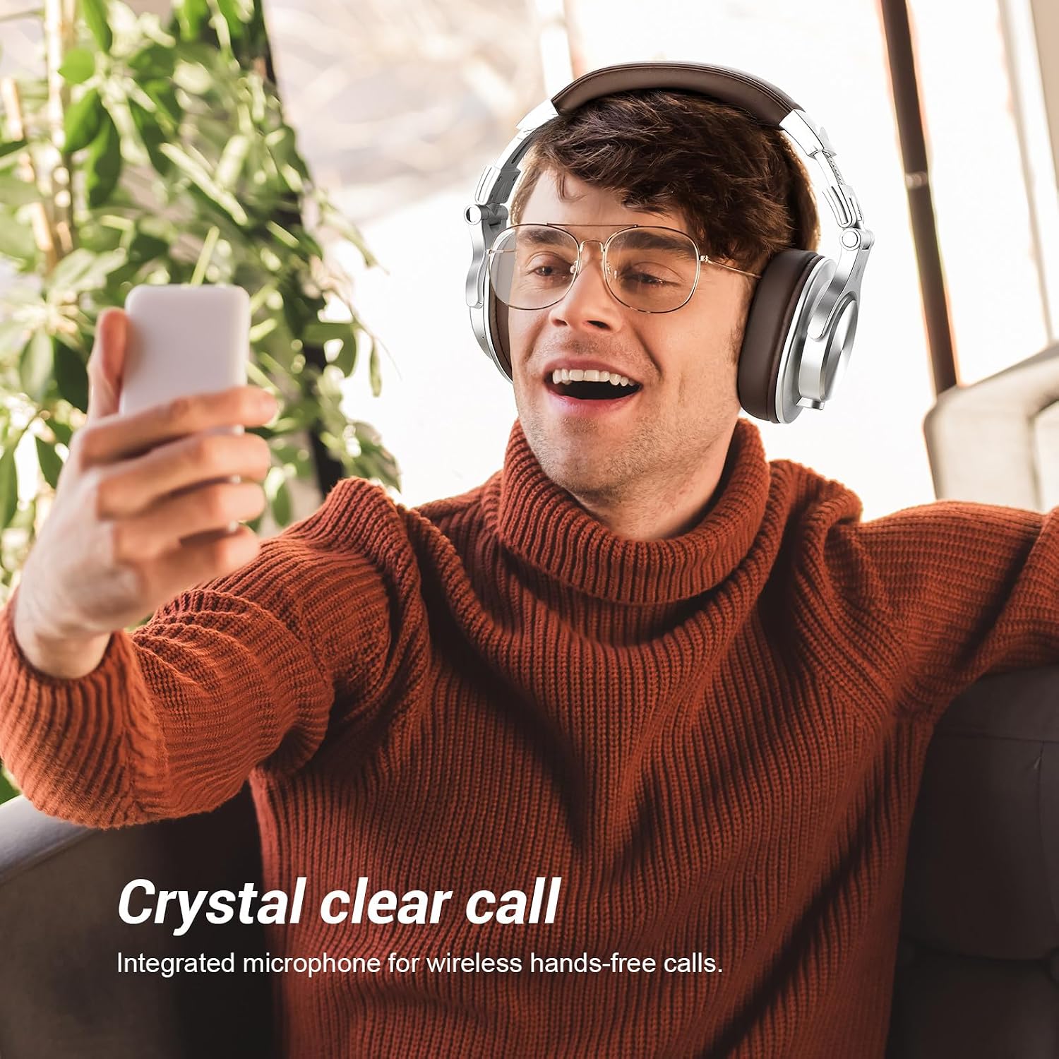 Detalle de OneOdio A70 Bluetooth Over-Ear Headphones, 72-Hour Playtime, 3.5/6.35 mm Jacks