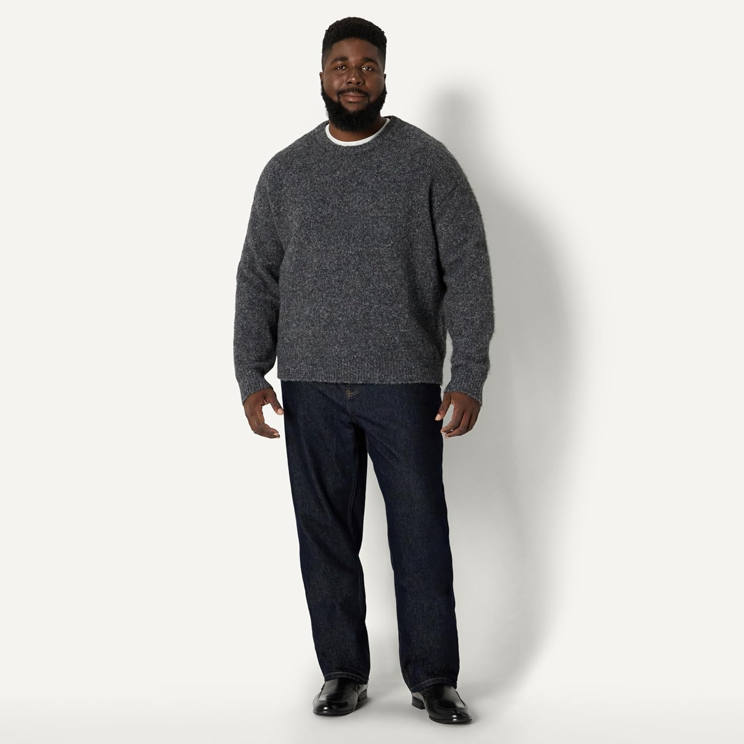 Thumbnail 6 de Amazon Essentials Herren Relaxed-Fit-Pullover mit Rundhalsausschnitt aus Mohairimitat