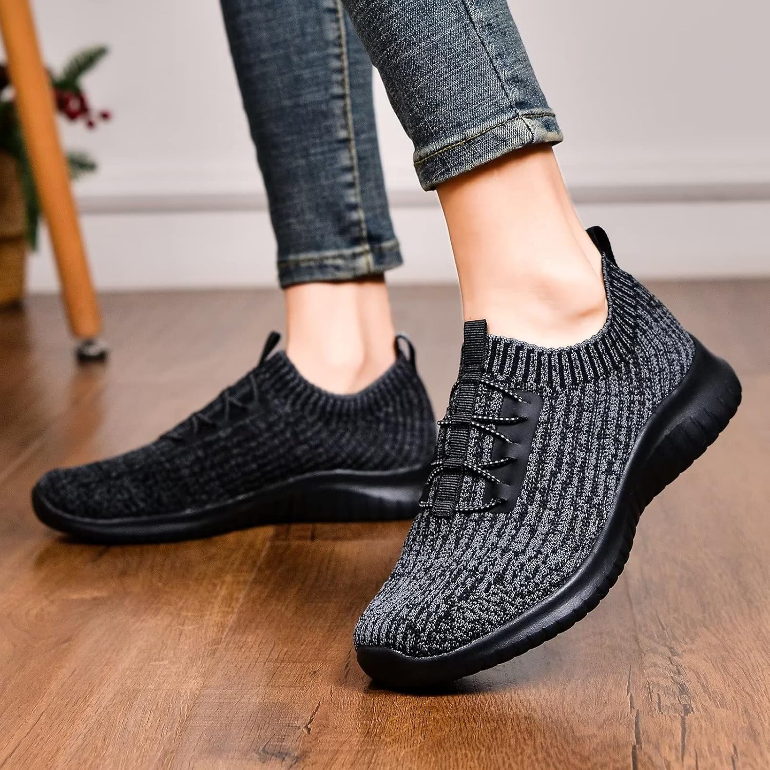 Thumbnail 1 de TIOSEBON Women's Slip On Walking Shoes – Lightweight Casual Running Sneakers